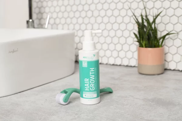 Lotion dưỡng tóc Neofollics trả lại mái tóc suôn mềm và dày mượt
