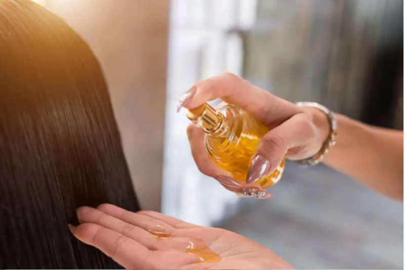 Dầu Argan dưỡng tóc là một phương pháp hữu hiệu để giúp mái tóc chắc khỏe, suôn mượt hơn